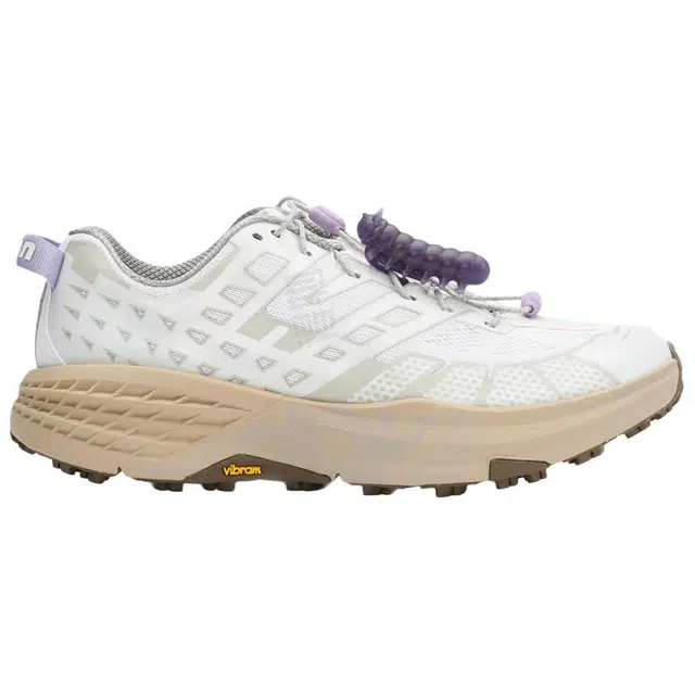 UNNA x HOKA ONE ONE SPEEDGOAT 2