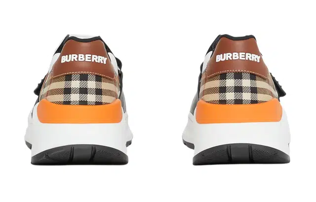 Burberry Vintage