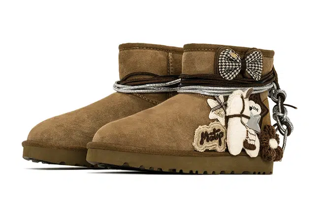 UGG CLASSIC MINI