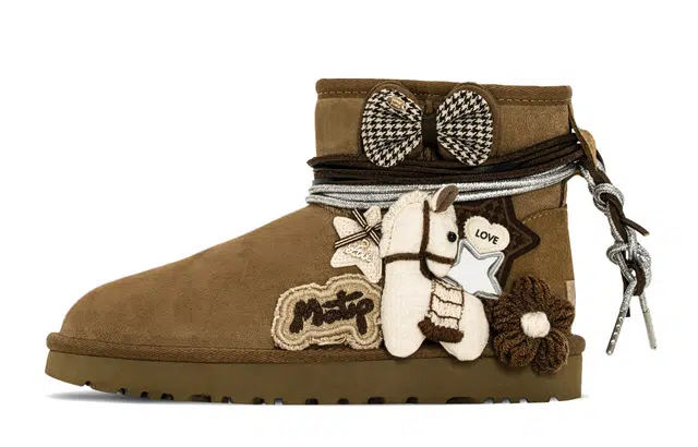 UGG CLASSIC MINI