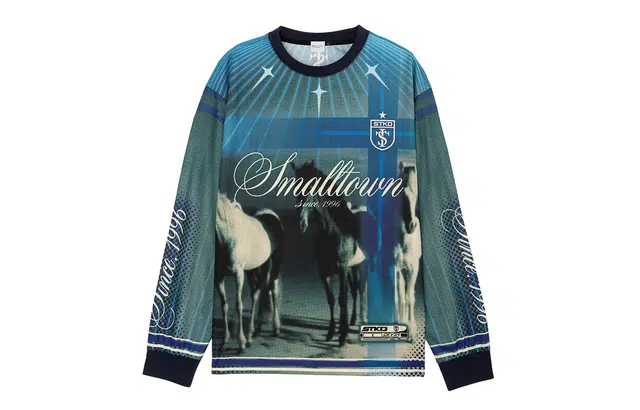 STK SMALL TOWN KID T