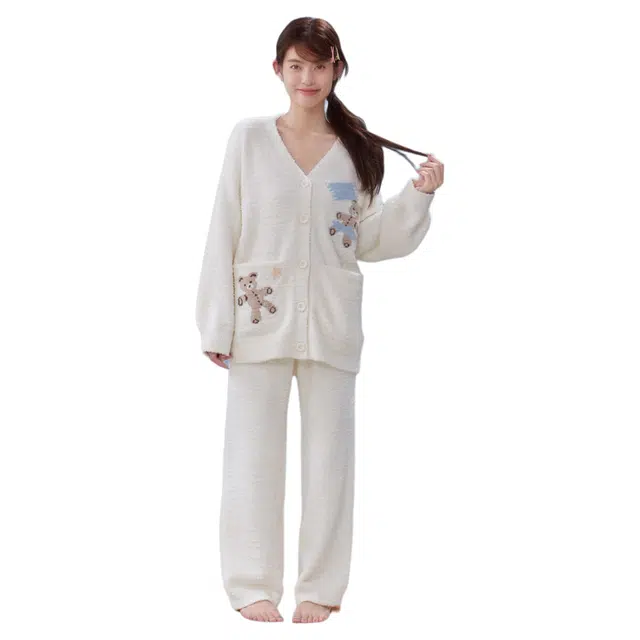 潞优野 舒适甜美可爱小狗柔软厚棉带胸垫长袖休闲秋季家居服睡衣套装 女款