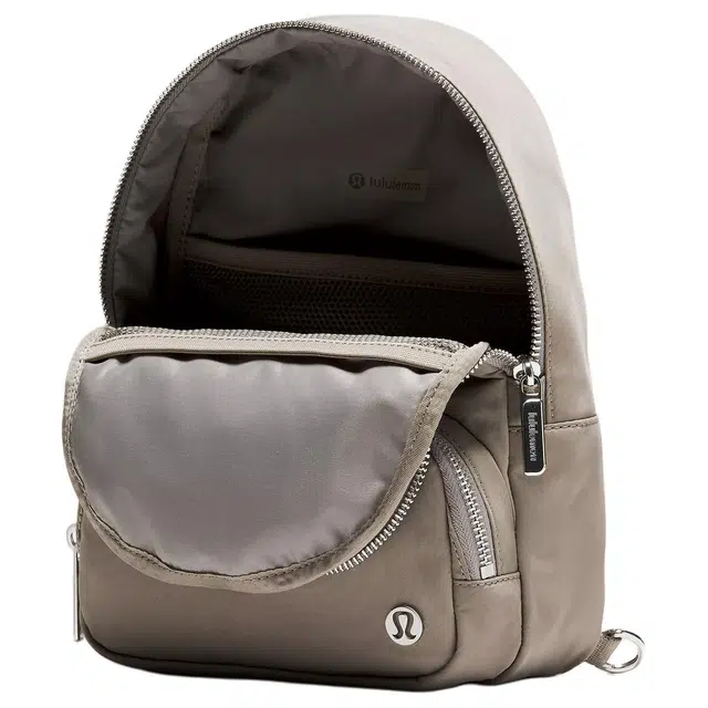 lululemon Everywhere 4.2L