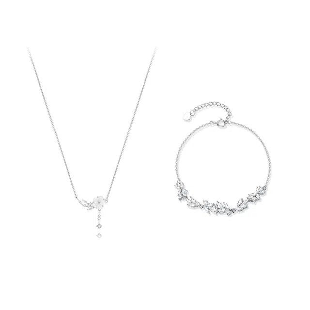 【纯银999 | 山茶花】 凤祥囍事 老凤祥 经典百搭小众设计精致轻奢高级感简约时尚学生日常通勤约会温柔气质可调节锁骨链 足银 项链 女款