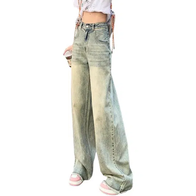 M JEANS STUDIOS 7 2025