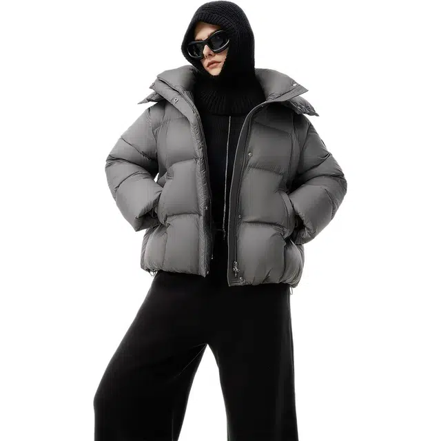 坦博尔 可脱卸帽短款加厚纯色常规长袖面包通勤羽绒服 女款