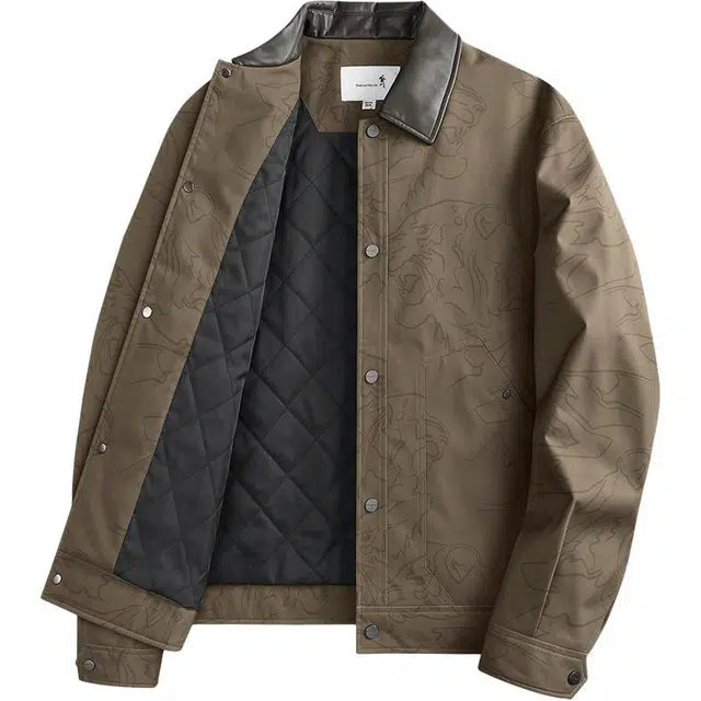 与狼共舞 美式复古巴恩风轻奢高级感潮流时尚暗纹印花高街风通勤休闲百搭抗皱防风保暖夹棉工装翻领夹克外套 男款