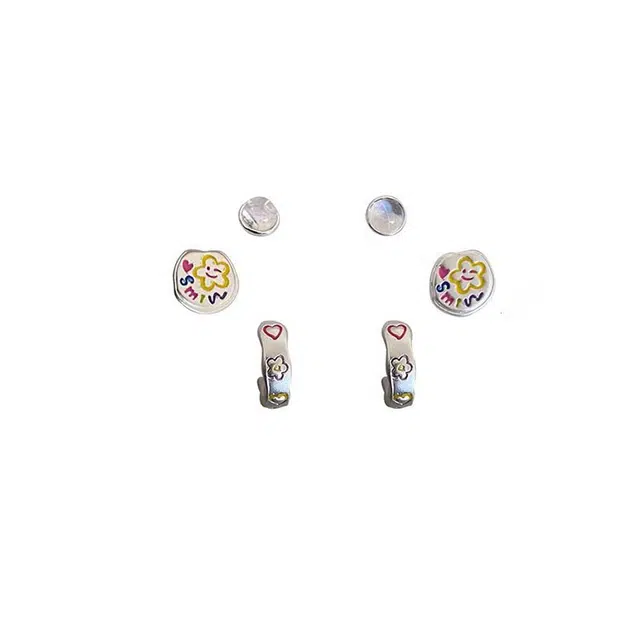 清脆小溪 彩色涂鸦花朵可爱卡通萌趣多巴胺小众设计甜美俏皮独特感精致简约优雅百搭 合金 耳钉 女款