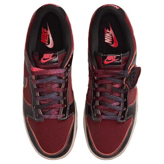 Nike Dunk Low Red
