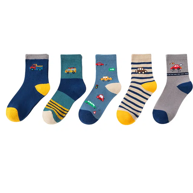 俞兆林 卡通汽车条纹棉质男孩专属工业风吸汗透气不闷柔软舒适保暖运动休闲学院风中筒袜子