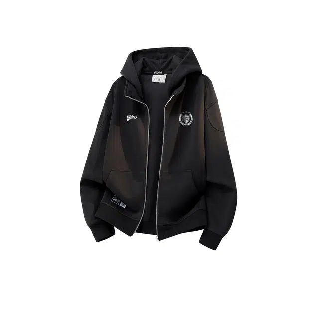 喜羊羊与灰太狼 美式高街复古徽章盾标字母印花学院风连帽立领显高设计松弛少年感重磅外套日常通勤舒适宽松休闲开衫卫衣 男女同款