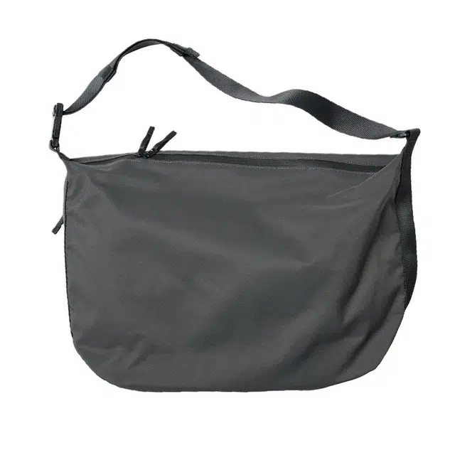 UNIQLO 24L
