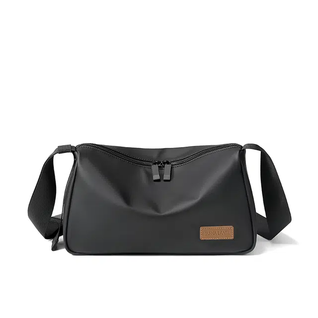 马莎兰缇 休闲简约时尚纯色微标百搭通勤防泼水轻便实用 织物 单肩包 男款 黑色