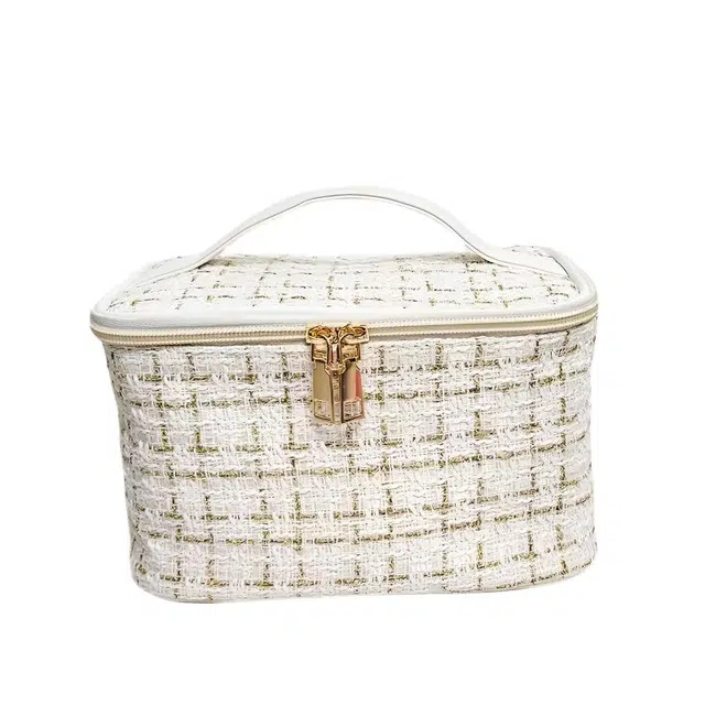 泛瓷精致新款小香风高颜值时尚大容量便携式手提包化妆包