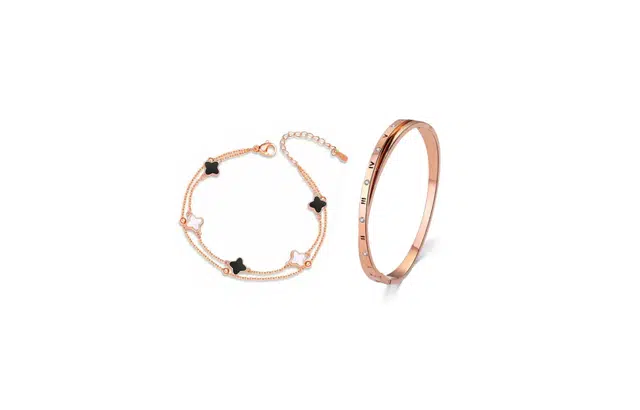 尚银福 甜美可爱浪漫四叶草 小众创意设计时尚气质优雅温柔轻奢高级感 幸运公主风街头日常通勤百搭好运五花手饰 合金 手链 女款