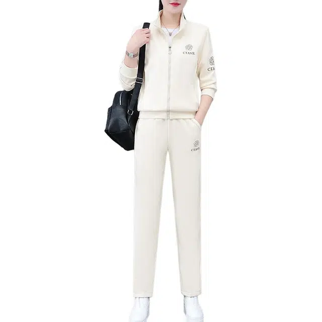 缪斯的诱惑 简约时尚翻领字母设计保暖舒适柔软亲肤轻盈透气清新柔顺丝滑面料百搭精致三件套休闲套装 女款