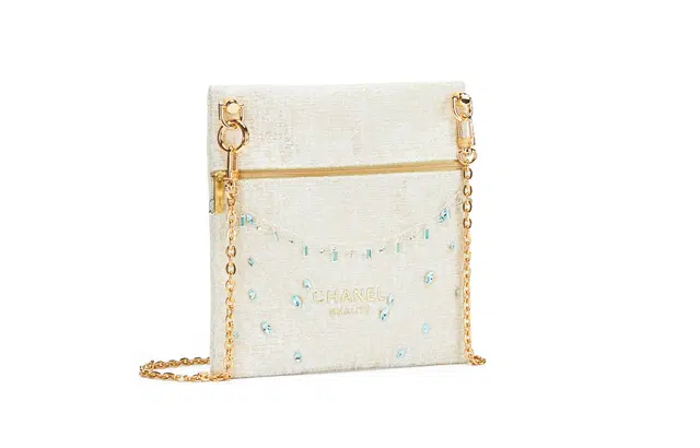 CHANEL 18*9*11cm