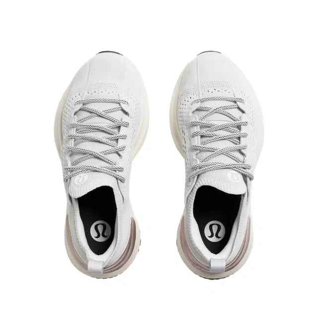 lululemon chargefeel 3