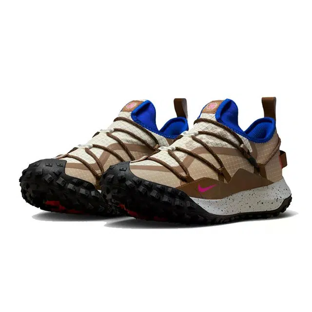 Nike ACG Mountain Fly