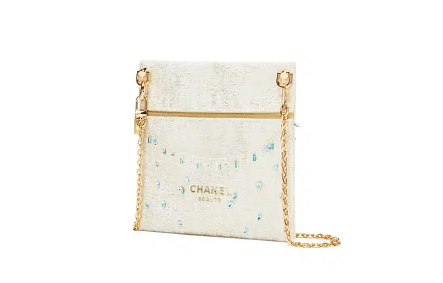 CHANEL 18*9*11cm
