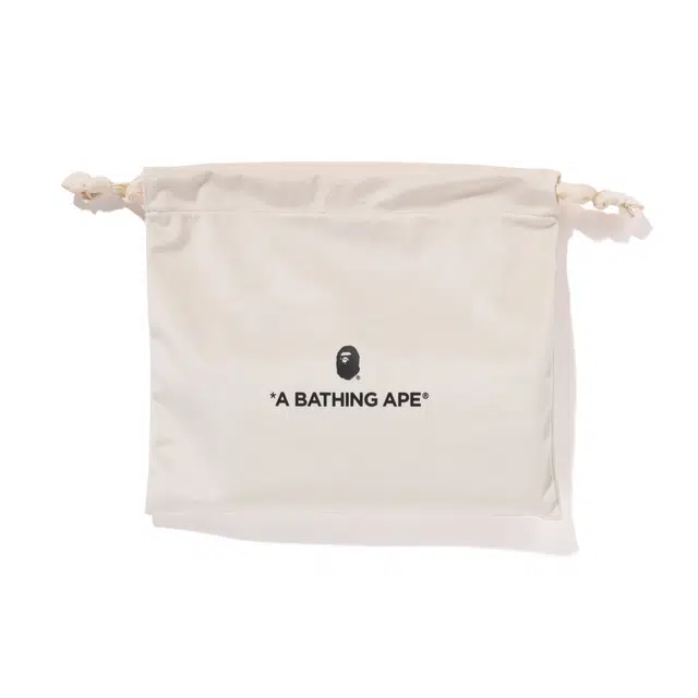 A BATHING APE
