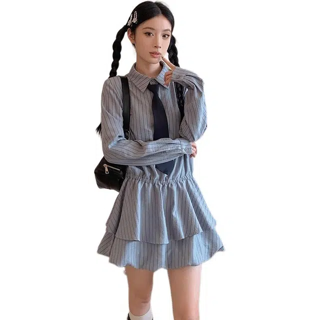 小卷要加油 连衣裙女气质秋季法式高级感复古条纹花苞裙子裙装套装 女款