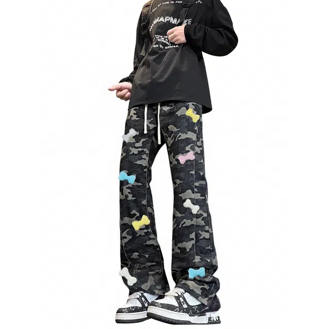 【3D立体彩骨刺绣】布客行 迷彩重工斜切拼接微喇美式复古水洗直筒牛仔裤弹力松紧腰抽绳显腿长显高显瘦高街舒适百搭长裤休闲裤 男女同款