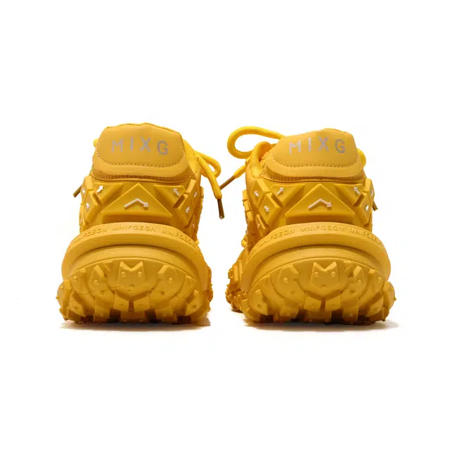 优艾莎 糖果色键盘鞋小众设计感厚底百搭运动风 老爹鞋 女