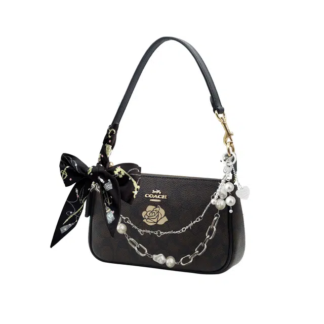 COACH Nolita 19 Logo PVC