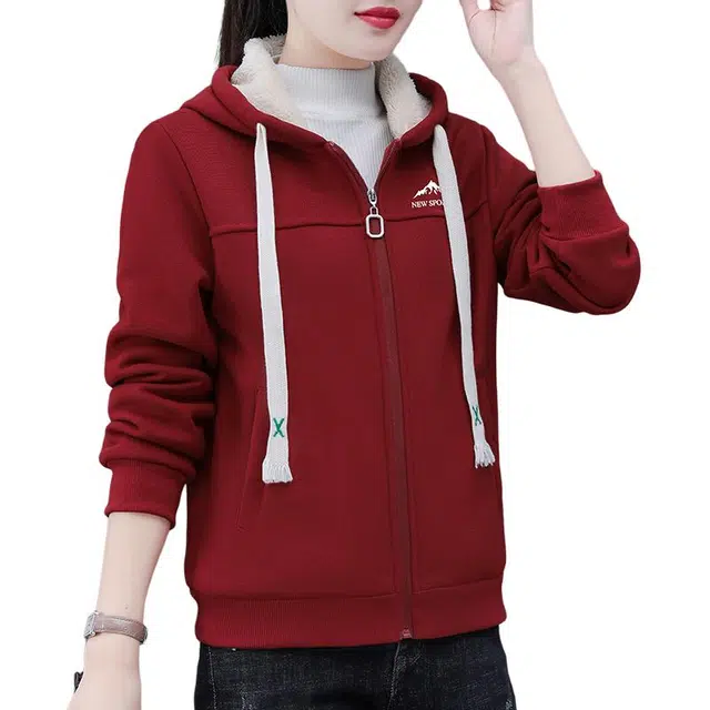 缪斯的诱惑 时尚轻便简约字母连帽设计柔软亲肤加厚保暖舒适宽松显瘦气质优雅休闲百搭个性潮流上衣外套夹克 女款