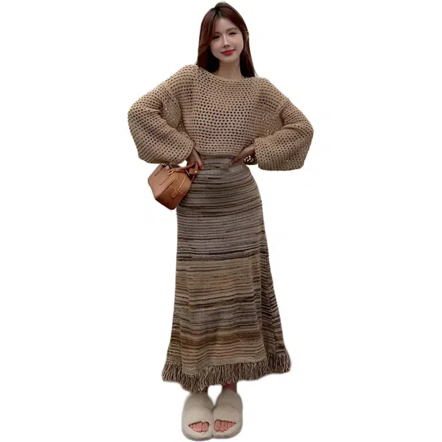 小卷要加油 复古气质针织长袖网眼罩衫慵懒显瘦氛围吊带流苏长裙两件套裙装套装 女款