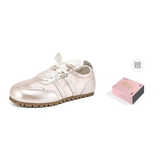 DAPHNE Starstep Bubble Ballet Flats