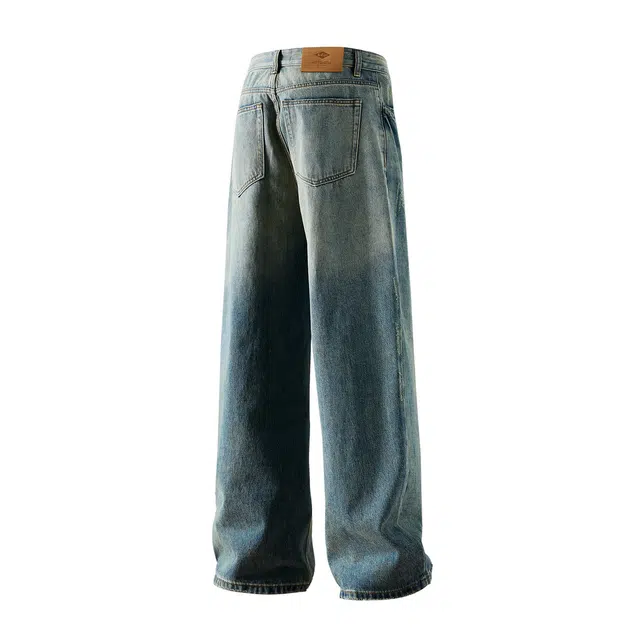 Lee Cooper