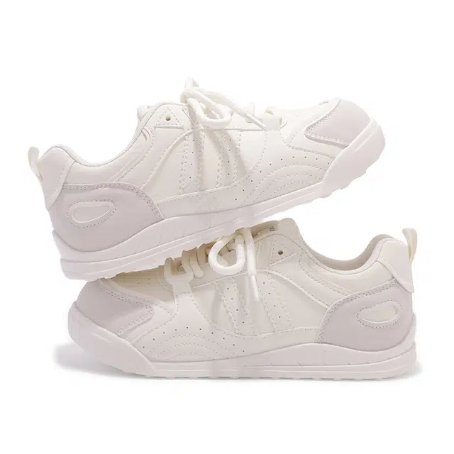 小众百搭设计感学院风休闲配裙小白鞋 减震耐磨 低帮 板鞋 女款 米白色