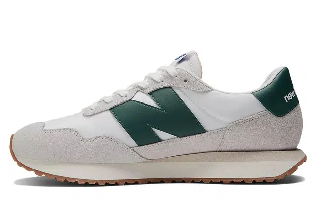 New Balance NB 237