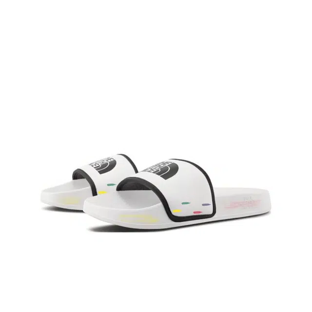 THE NORTH FACE Base Camp Slide 3