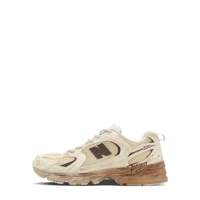 New Balance 530 Desert Track