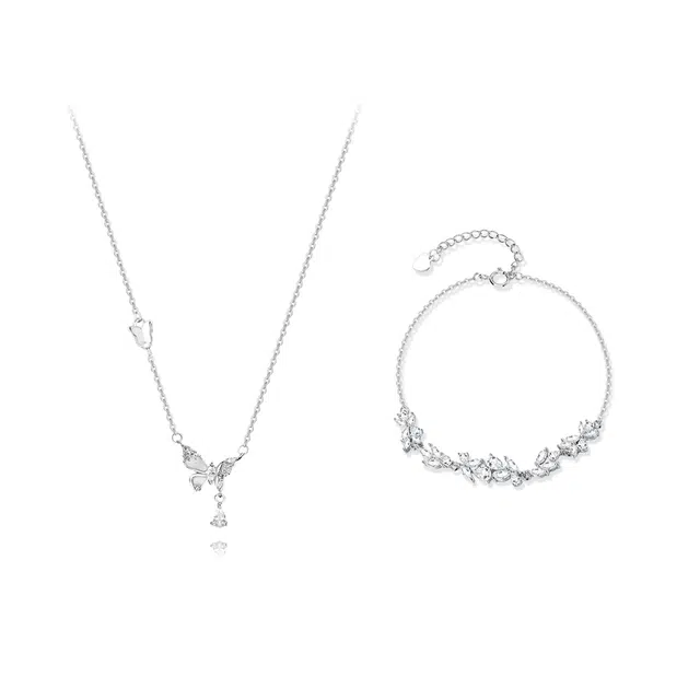 【纯银999 | 星光蝴蝶】 凤祥囍事 老凤祥 经典百搭小众设计轻奢高级感精致简约时尚学生日常通勤约会气质温柔可调节锁骨链 足银 项链 女款