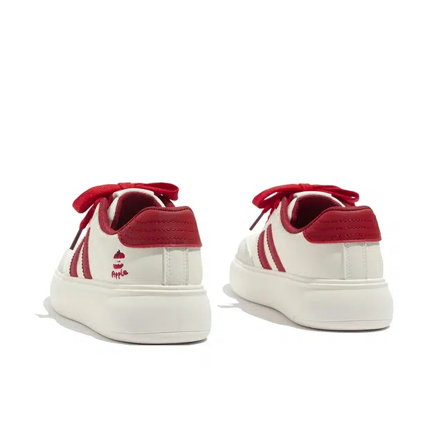 乐乐鱼 早秋学生配裙子百搭厚底运动通勤 增高 低帮 板鞋 女