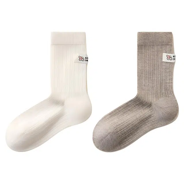 潞优野 简约百搭时尚大方舒适美拉德中筒袜 女款