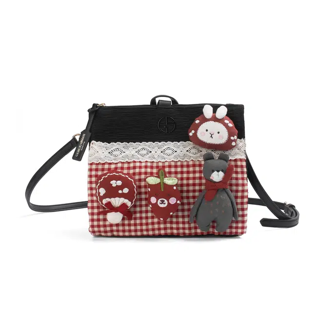 阿玛尼【定制化妆包】小花 莓格兔韵帆布精致 优雅 灵动 童趣 艺术感 甜美风 约会  通勤 黑色高定包