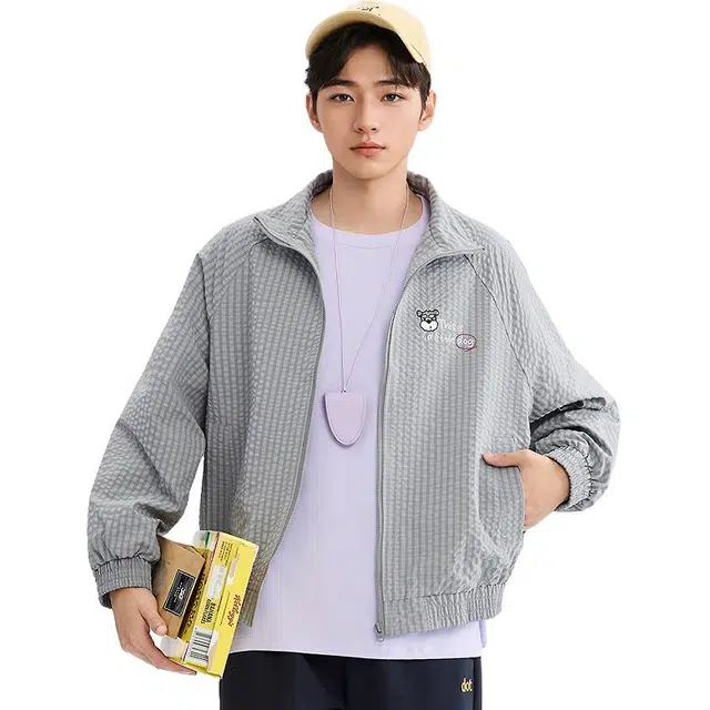 三福 工装小狗英文刺绣休闲常规长袖立领宽松夹克外套 男款