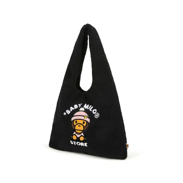 BABY MILO STORE BY A BATHING APE