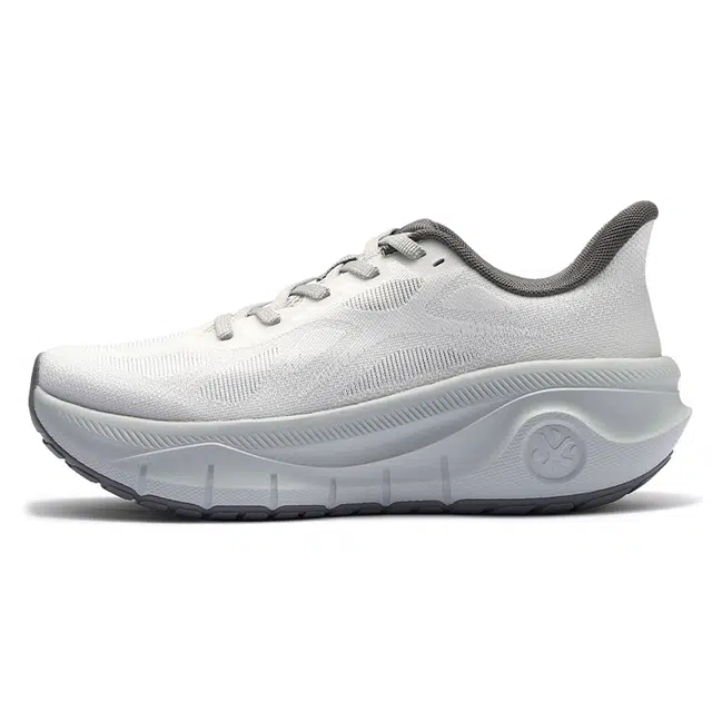 BMAI Expedition Runner Low Gray Brown