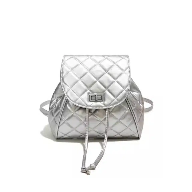 Jade en plus PU