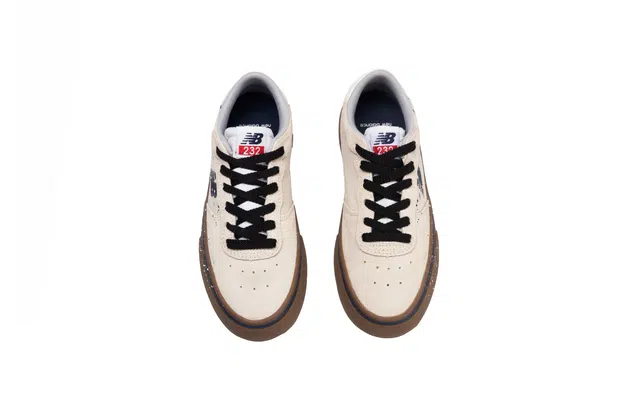 New Balance NB 232