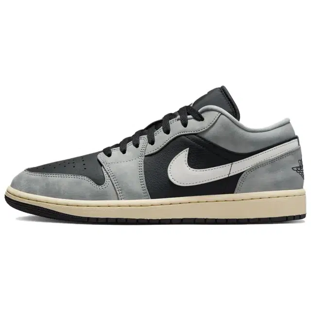 Jordan Air Jordan 1 Low "Light Smoke Grey"