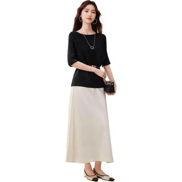 爱依服 夏秋韩版成熟短袖优雅风裙装套装 女款