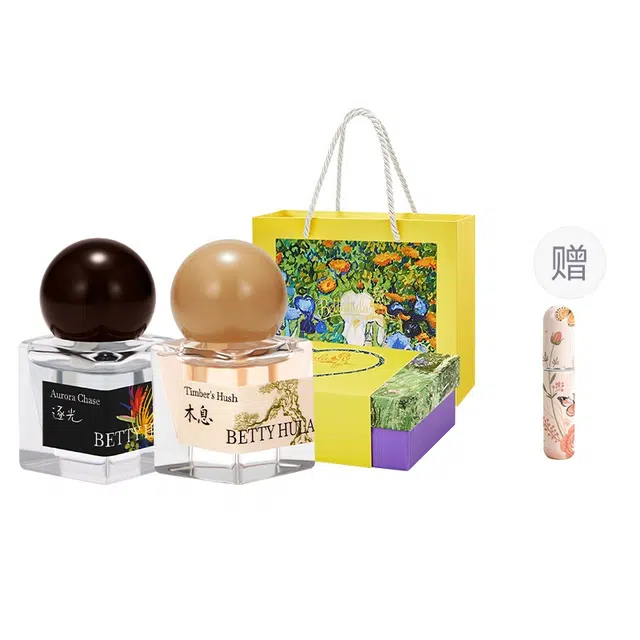 Betty Hula EDT