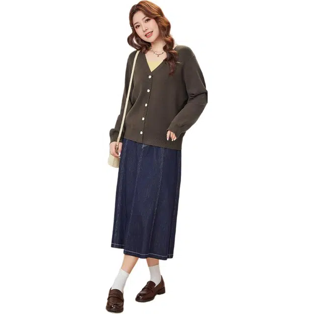 爱依服 通勤气质毛织常规长袖法式套头针织衫 女款